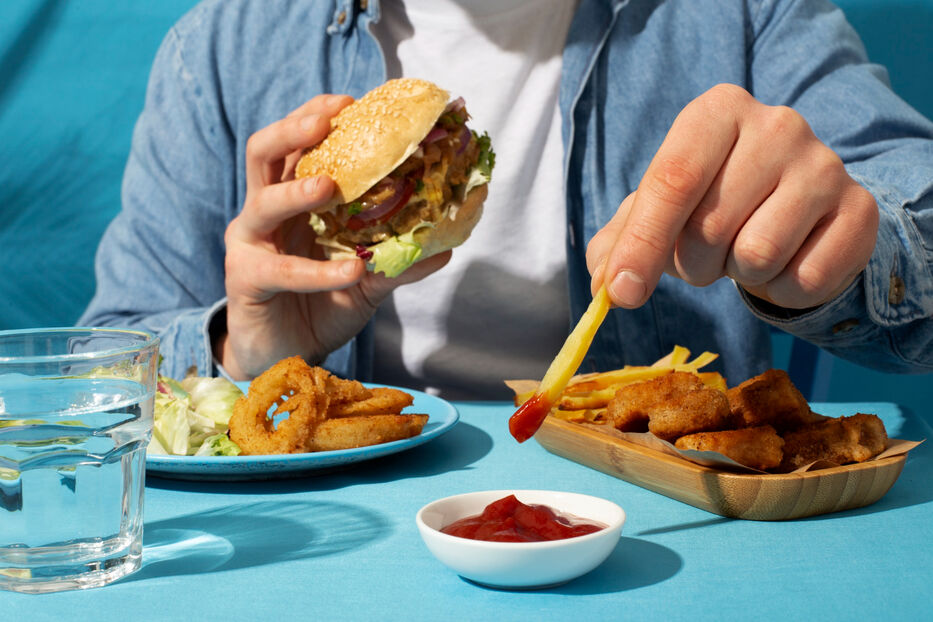 Comer más ultraprocesados se asocia con un mayor riesgo de cáncer de próstata