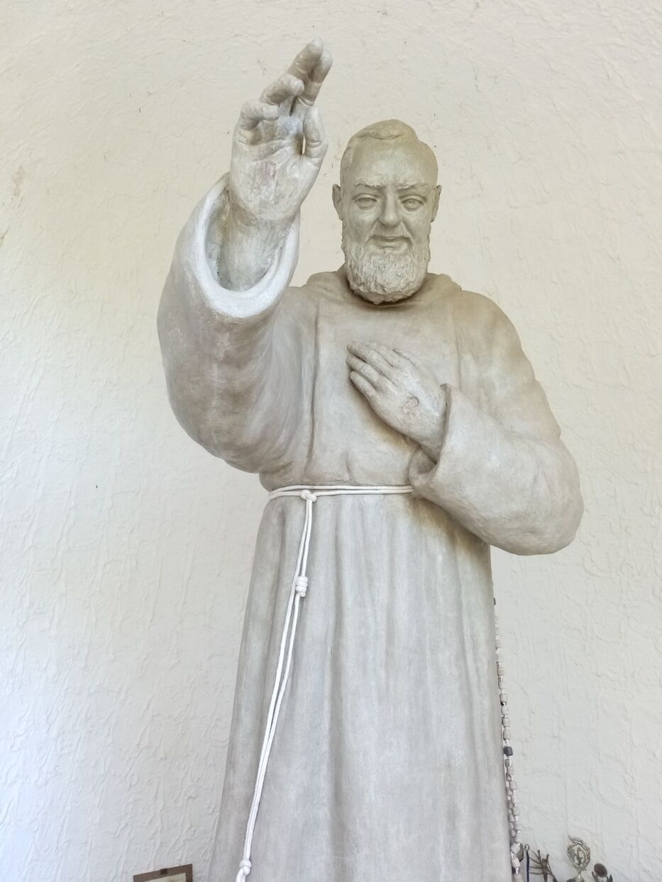 La estatua en la gruta se reivindica como la primera dedicada al santo que se erigió en las Américas.