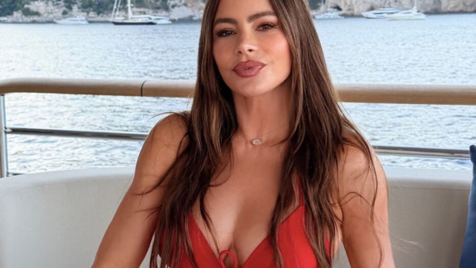 Sofía Vergara cumplió 54 años y lo festejó en Italia con una impactante foto en bikini
