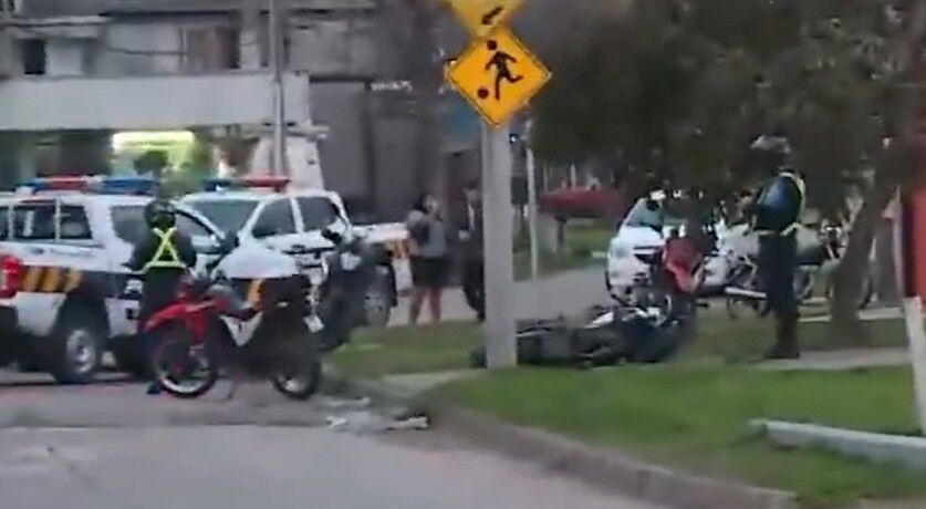 Delincuente que era perseguido por la Policía chocó contra auto estacionado y falleció