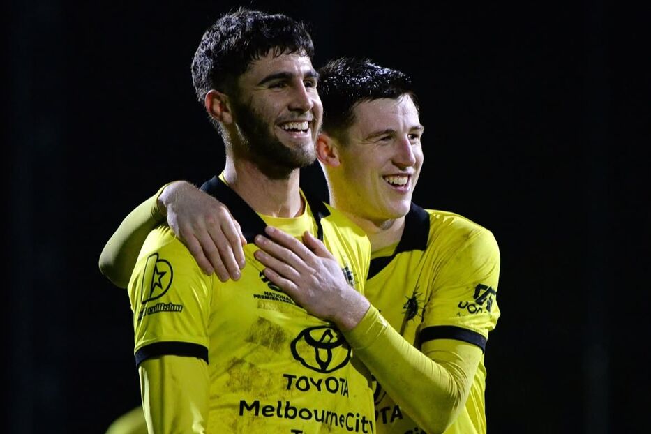 Nicholas Recoba Duarte festejando un gol en el Heidelberg United de Australia. Foto: Heidelberg United
