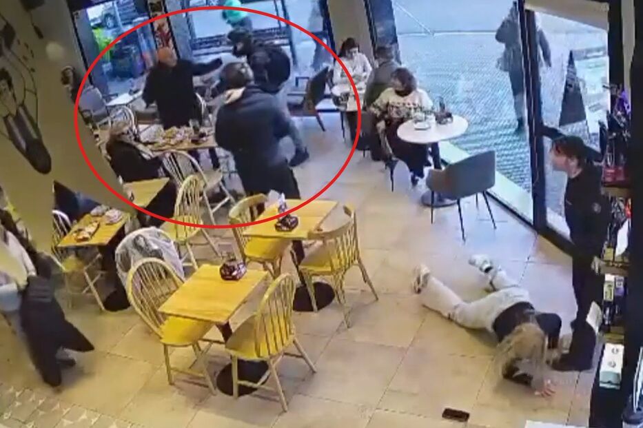 Brutal asalto en Argentina: tomaban un café y les llevaron maletín en menos de 20 segundos