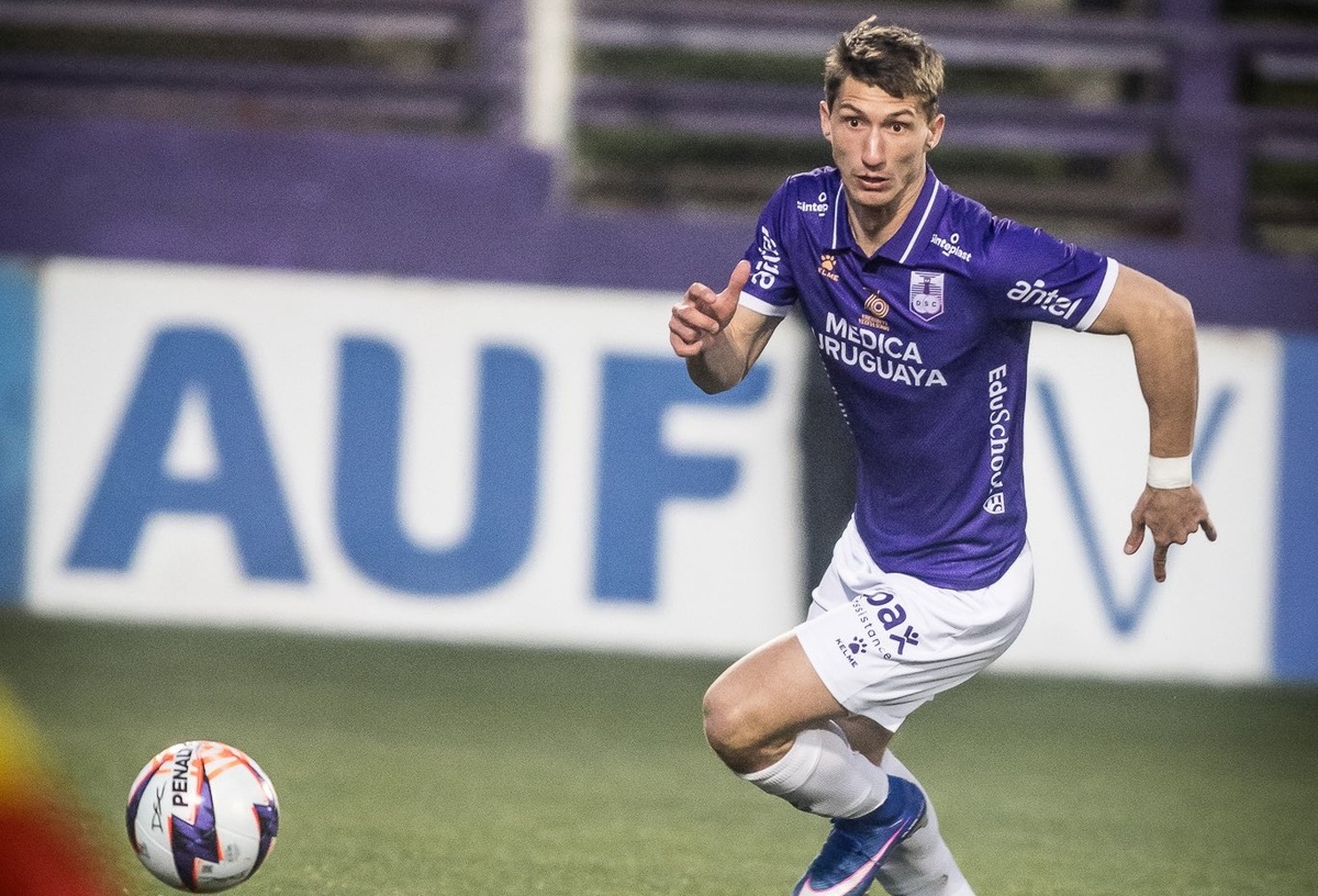 Defensor Sporting y Rentistas empatan sin goles en Copa AUF