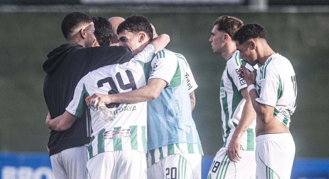 Clausura: Racing venció 1-0 a Albion en el Roberto y lidera la Anual en solitario