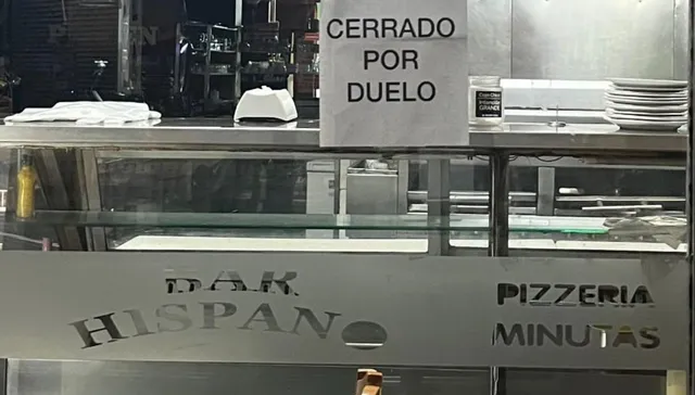 Un cielo lleno de platitos