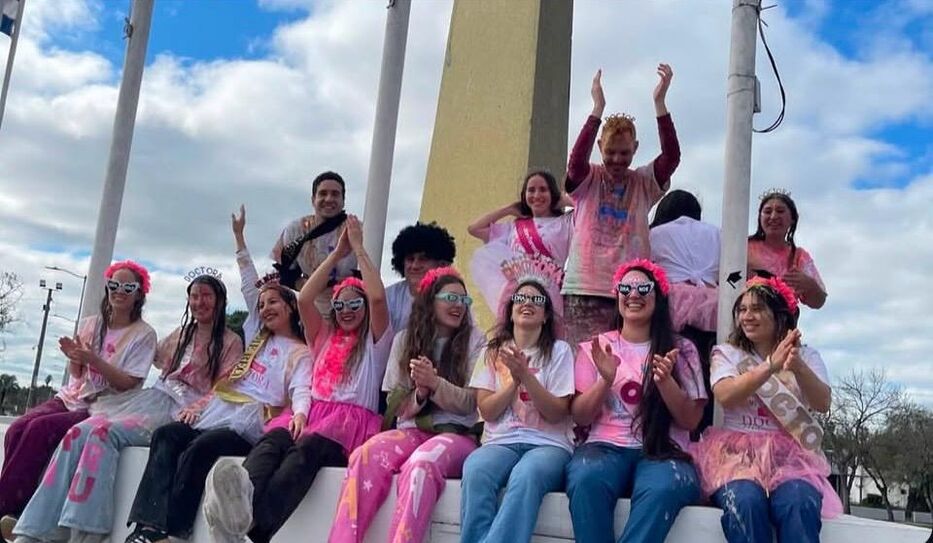 Los festejos en el obelisco sanducero.