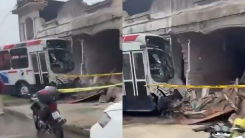 Ómnibus chocó y destrozó dos casas en Belvedere: el chofer despistó cuando contaba dinero