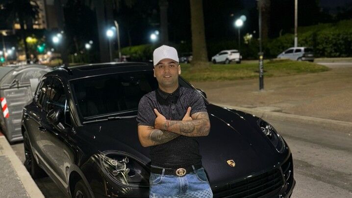 Un cantante uruguayo, con miles de seguidores, fue detenido por la explosión del cajero