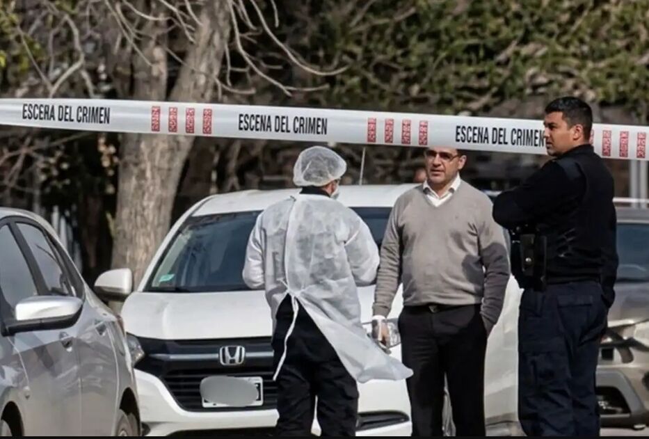 Les subía al doble el alquiler: investigan un posible pacto suicida de pareja de jubilados