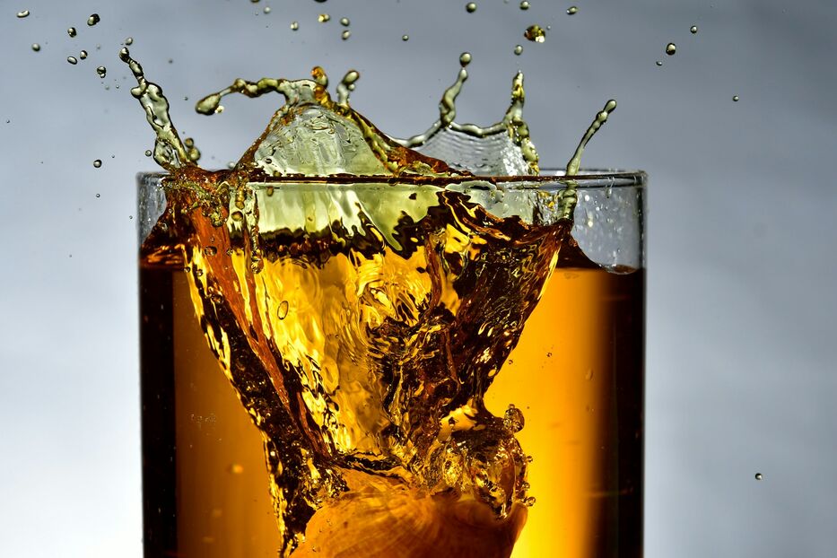 Vino, cerveza o licor: un estudio separó los riesgos para la salud según la bebida