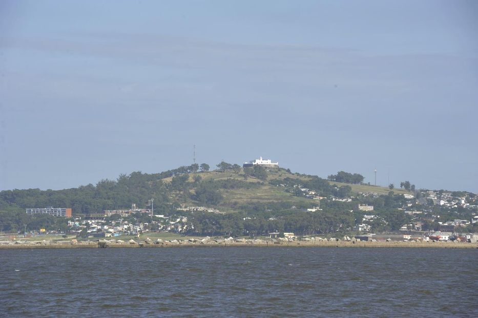 No es uruguayo: identificaron el cadáver que apareció en las costas de la bahía del Cerro