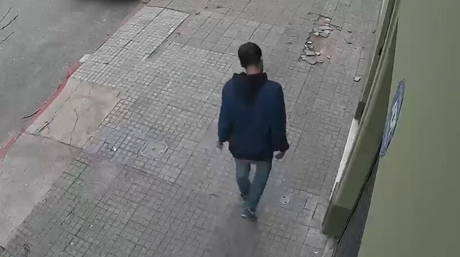 “¡Hospital, hospital!”: hombre apuñalado en La Comercial caminó más de una cuadra gritando