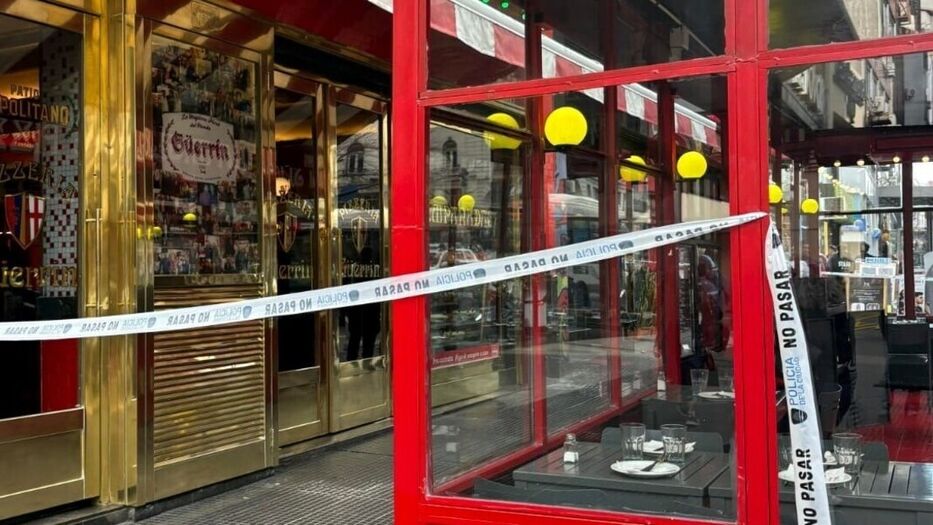 Murió un hombre de 82 años mientras almorzaba en la pizzería Güerrín de Buenos Aires