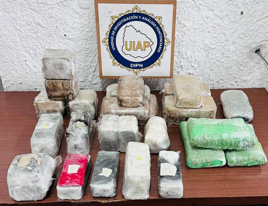 Incautan más de 17 kilos de droga, 38 celulares y 13 routers en el ex-Comcar