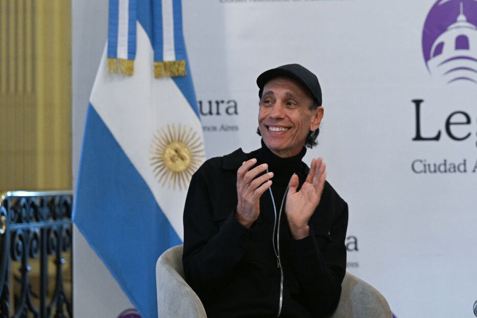 La vida de Héctor: predice emociones, ve colores o texturas en la voz y previene lesiones