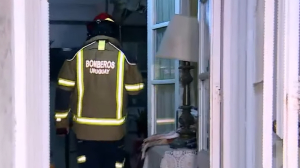 Residencial se incendió en Cordón; rescataron a ancianos con dificultad para movilizarse