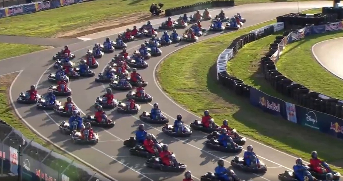 Max Verstappen largó 101 en una carrera de karts y los pasó a todos en 14 vueltas