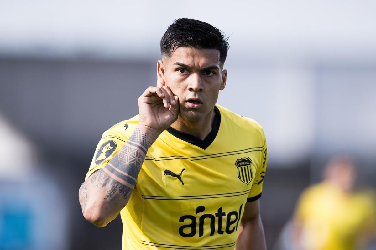 Clausura: Matías Arezo llegó a los cien partidos defendiendo la camiseta de Peñarol