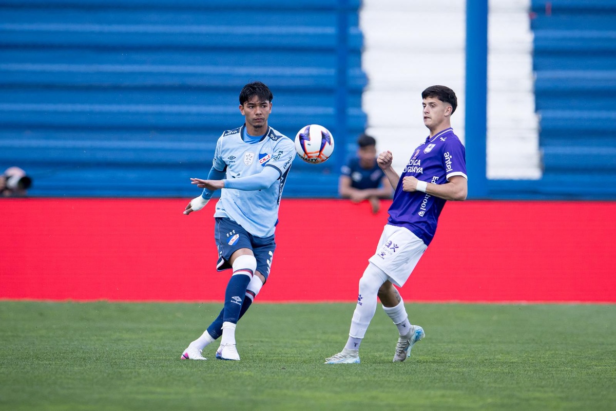 Clausura: Defensor Sporting está venciendo 1-0 a Nacional en el Gran Parque Central
