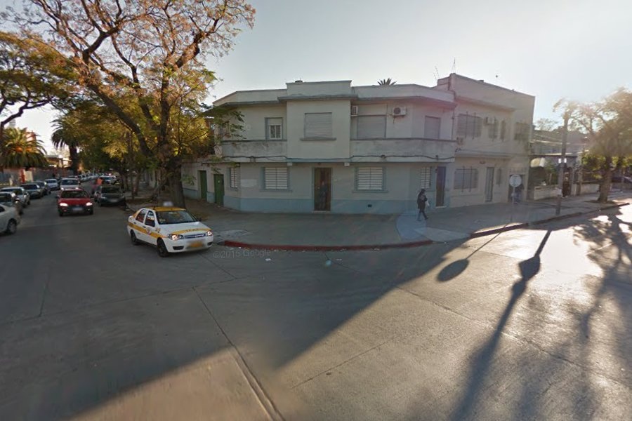 Anciano se fue de la mutualista sin el alta, falleció en la calle y pensaron que dormía