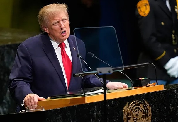 Trump amenazó con "aniquilar" a Irán, aseguró que "Cuba caerá" y habló de bases militares