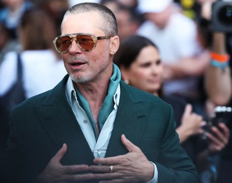 Brad Pitt: “Hablar con familia y amigos en mis días más oscuros lo fue todo”