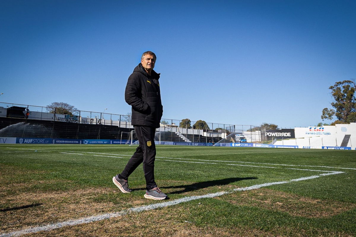 Clausura: Peñarol, con una vuelta, recibe a Boston River este sábado en el Centenario