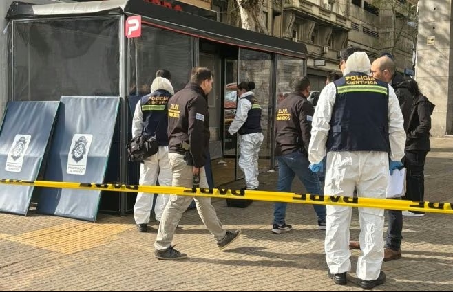 Mataron de un golpe en la cabeza a un cuidacoches que vivía en la calle en pleno Centro