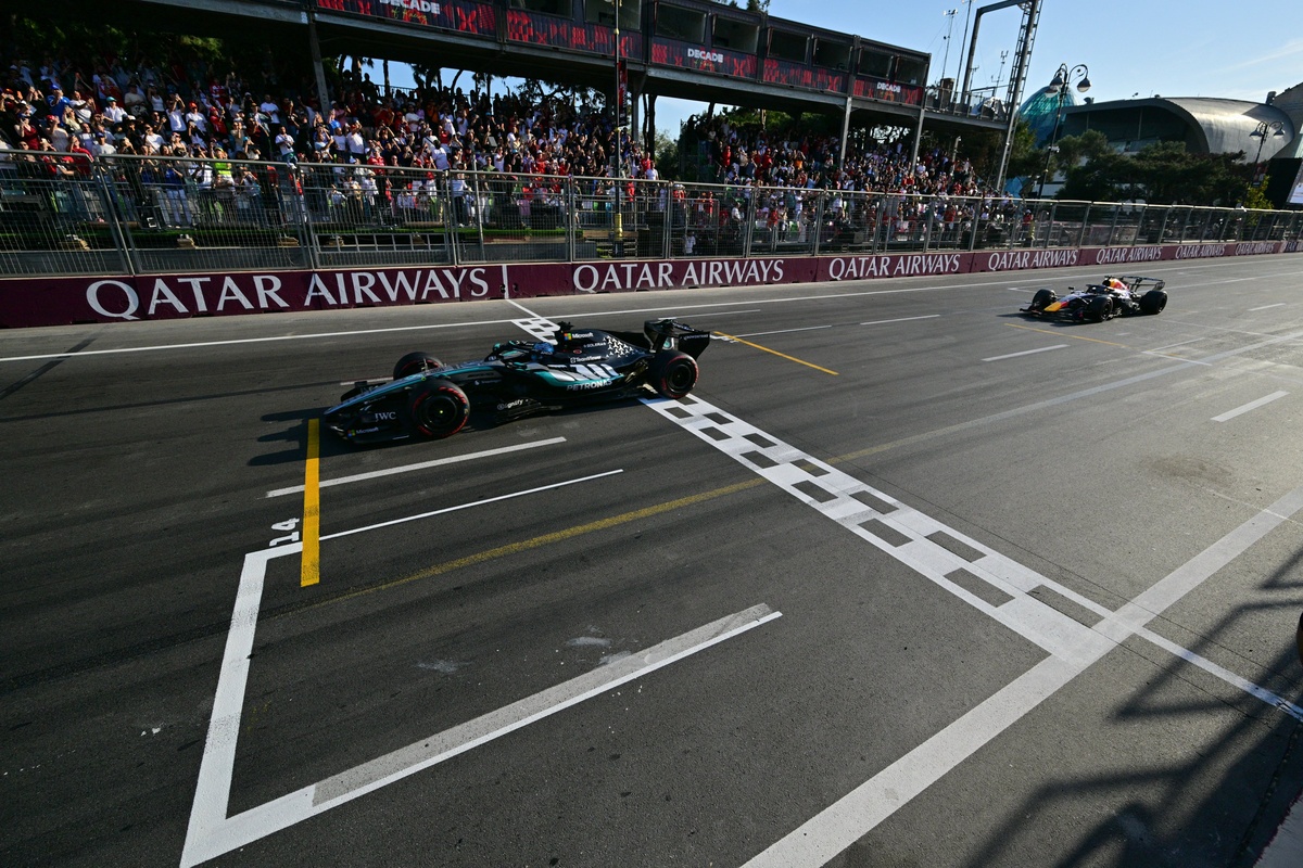 Fórmula 1: George Russell ganó ajustadamente el GP de Azerbaiyán y acortó distancias