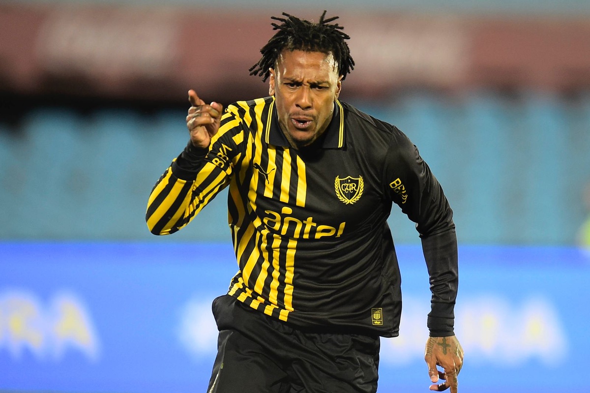 “Sabía que me iba a quedar una”: Abel Hernández y su agónico gol en el triunfo de Peñarol