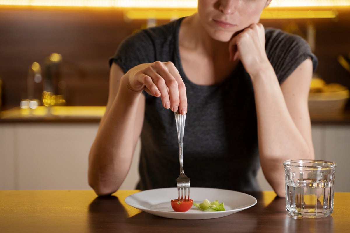 ¿Comés y te vuelve el hambre muy rápido? Nutricionista explica por qué ocurre