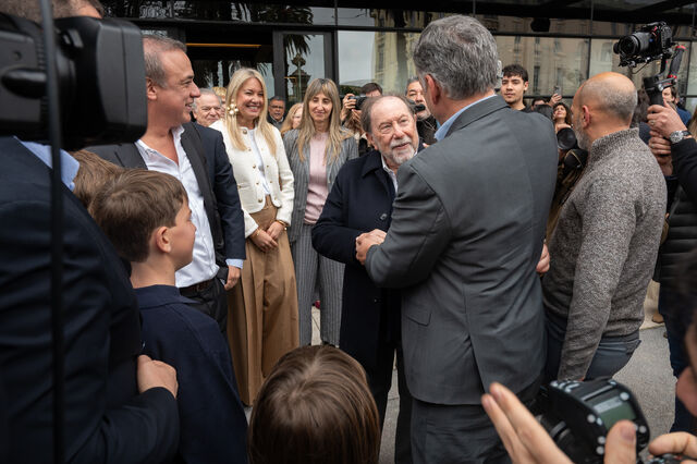 David Kopel junto a Yamandú Orsi. Foto: Javier Noceti
