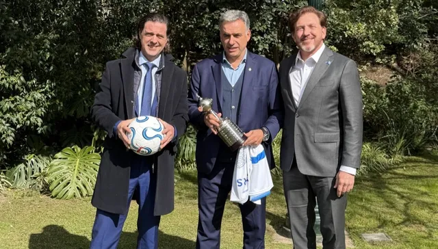Mucho celeste