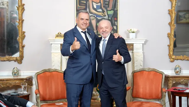 Obrigado amigo você e um amigo