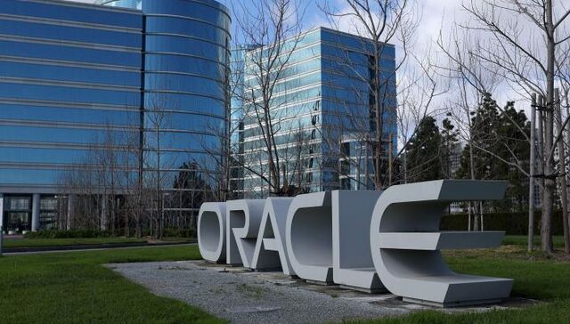 Inversores atentos a IPC y resultados de Oracle