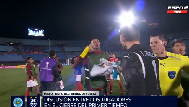 Entre nos