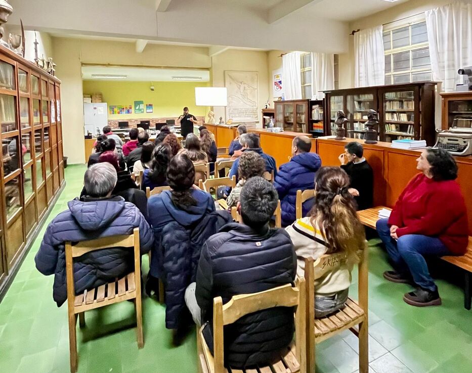 Gira nacional de pantallas e IA: más de 700 participantes en las primeras semanas