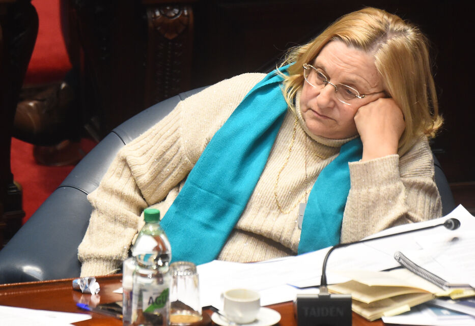 “Guarangada”: Bianchi afirmó que no la dejaron hablar y blancos se retiraron de comisión