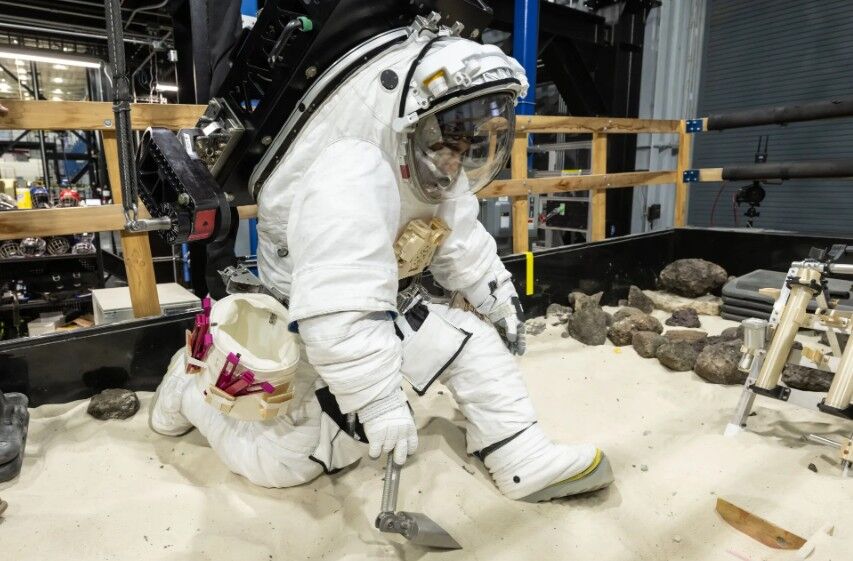 NASA simplifica el diseño de los trajes especiales para el regreso a la Luna