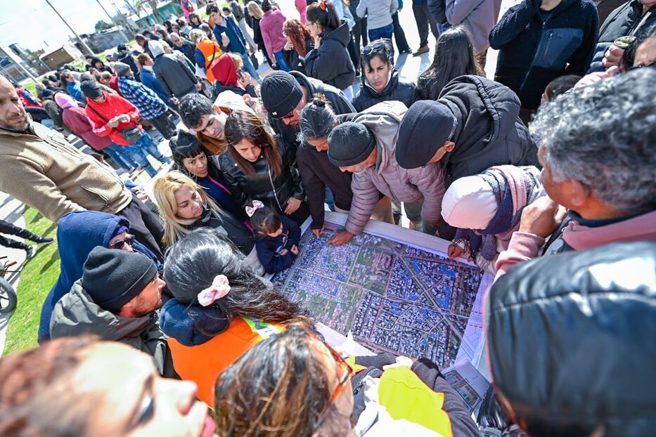 MVOT presentó plan para transformar dos barrios de Montevideo que alcanzará a 895 hogares