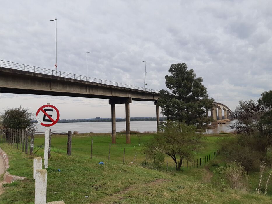 El puente General Artigas cumplió 50 años en diciembre pasado. Foto: Pedro Dutour.