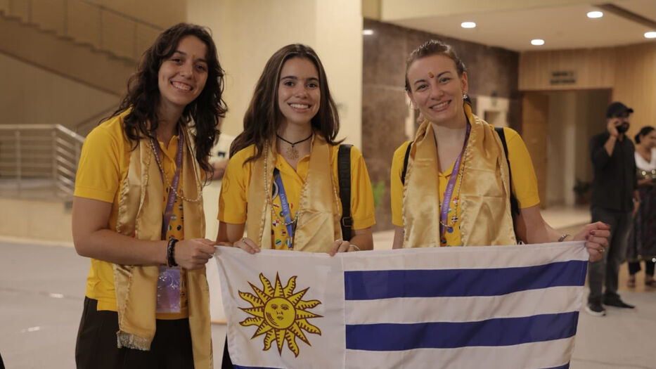 Juana Vallejo, Valentina Bidegaray y Mariana García. Foto: Gentileza de Valentina Bidegaray
