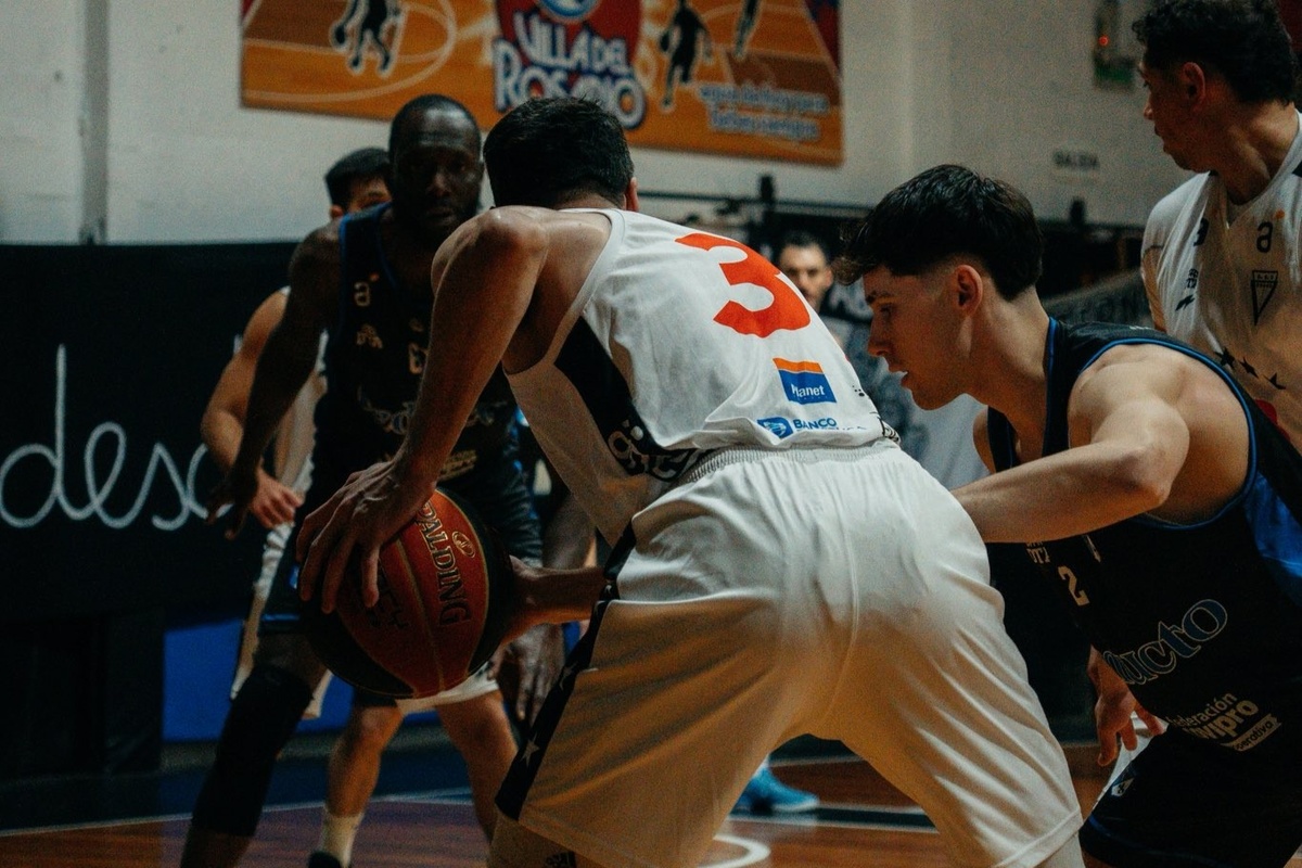 Básquet: Reducto ganó partidazo y lidera la DTA invicto. Hubo más actividad, que sigue hoy