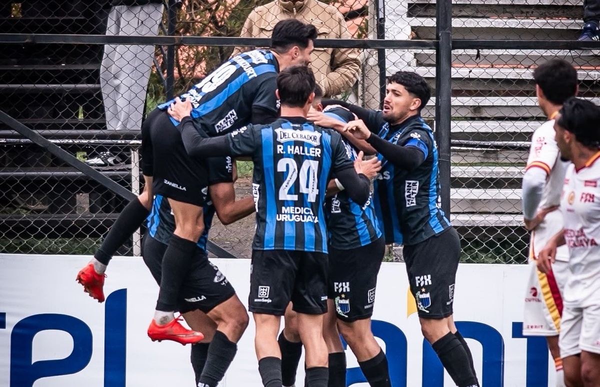 Clausura: Liverpool derrotó 3-2 a Progreso en el Viera y es líder del torneo