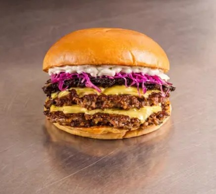 Una hamburguesa uruguaya entre las mejores de América Latina: cuál es y quién la vende