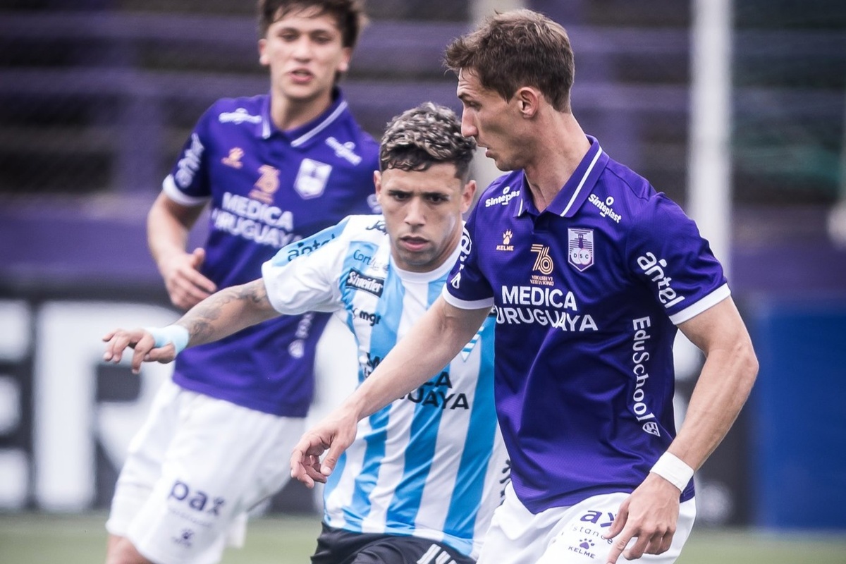 Clausura: Cerro perdía 0-2 con Defensor, remontó con 10, ganó 3-2 y sueña con la salvación