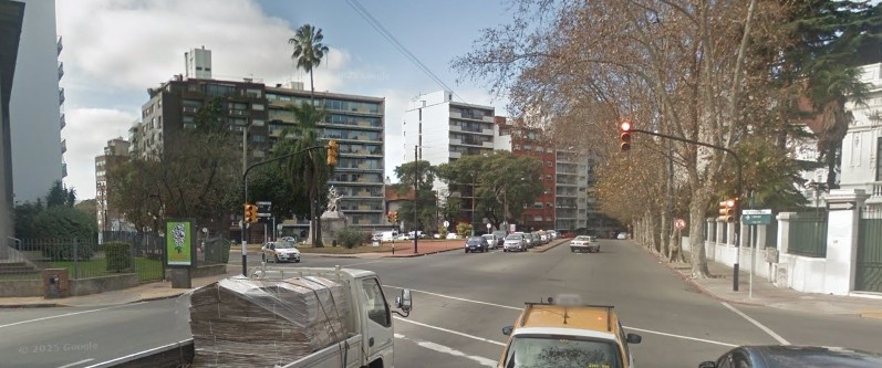 Joven contó cómo fue el robo de un celular en Pocitos y aseguró: “Todos van para esa zona”