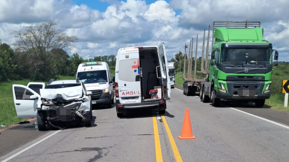 Conductor de camioneta murió tras chocar de atrás contra un camión en Paysandú