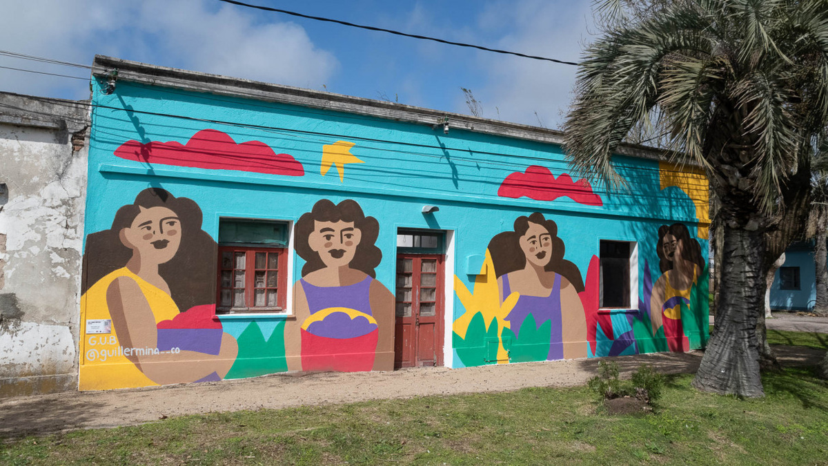 El pueblo de Rocha que convirtió sus casas en una galería de arte a cielo abierto