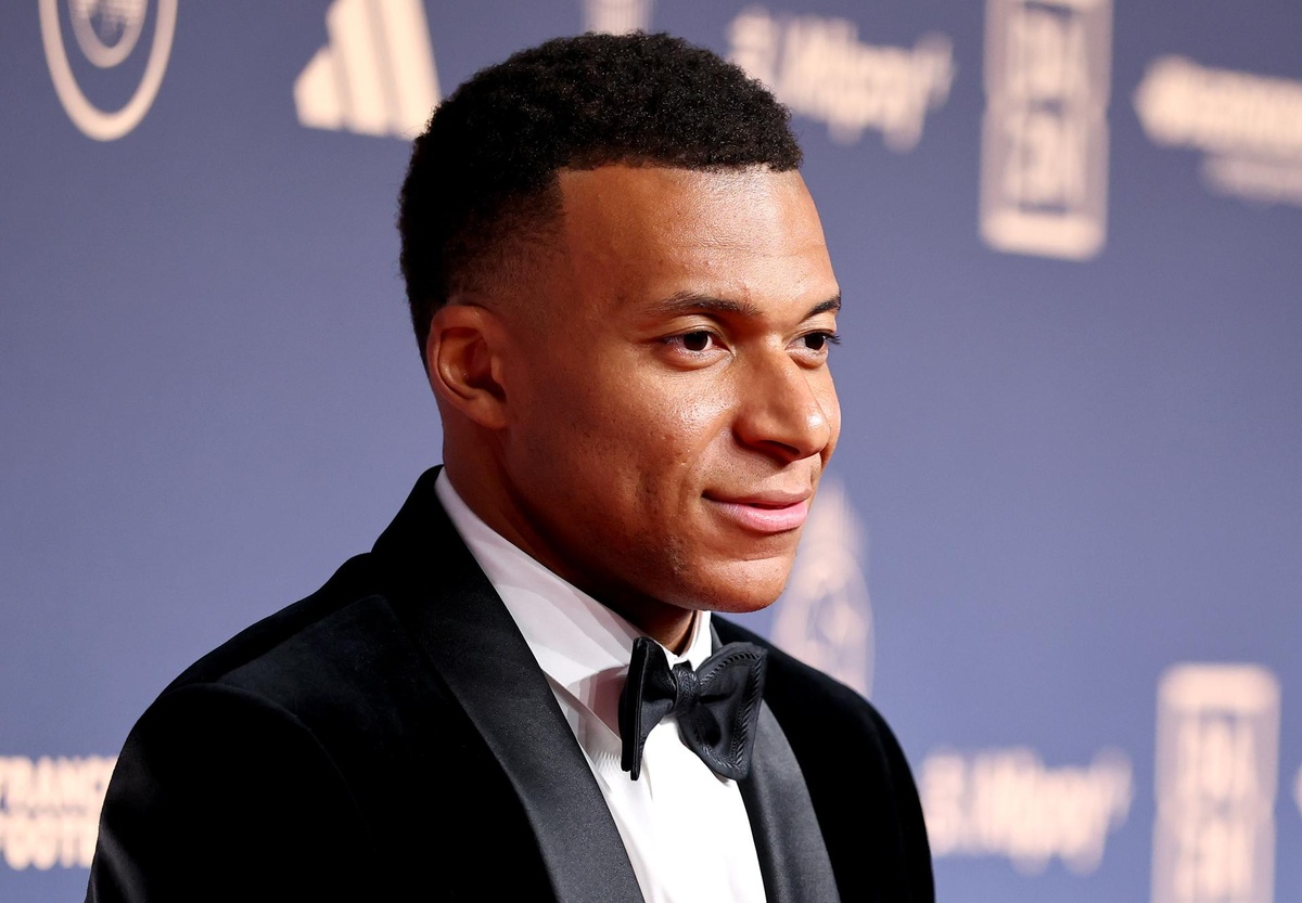 Tras enojo en China por dichos sobre un meme, se disculparon Mbappé y La Liga de España